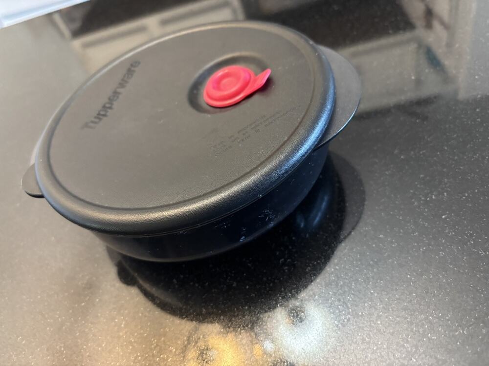 Vintage Tupperware Rock N Serve 1 3/4 Cup 400mL Black Red Microwave Bowl